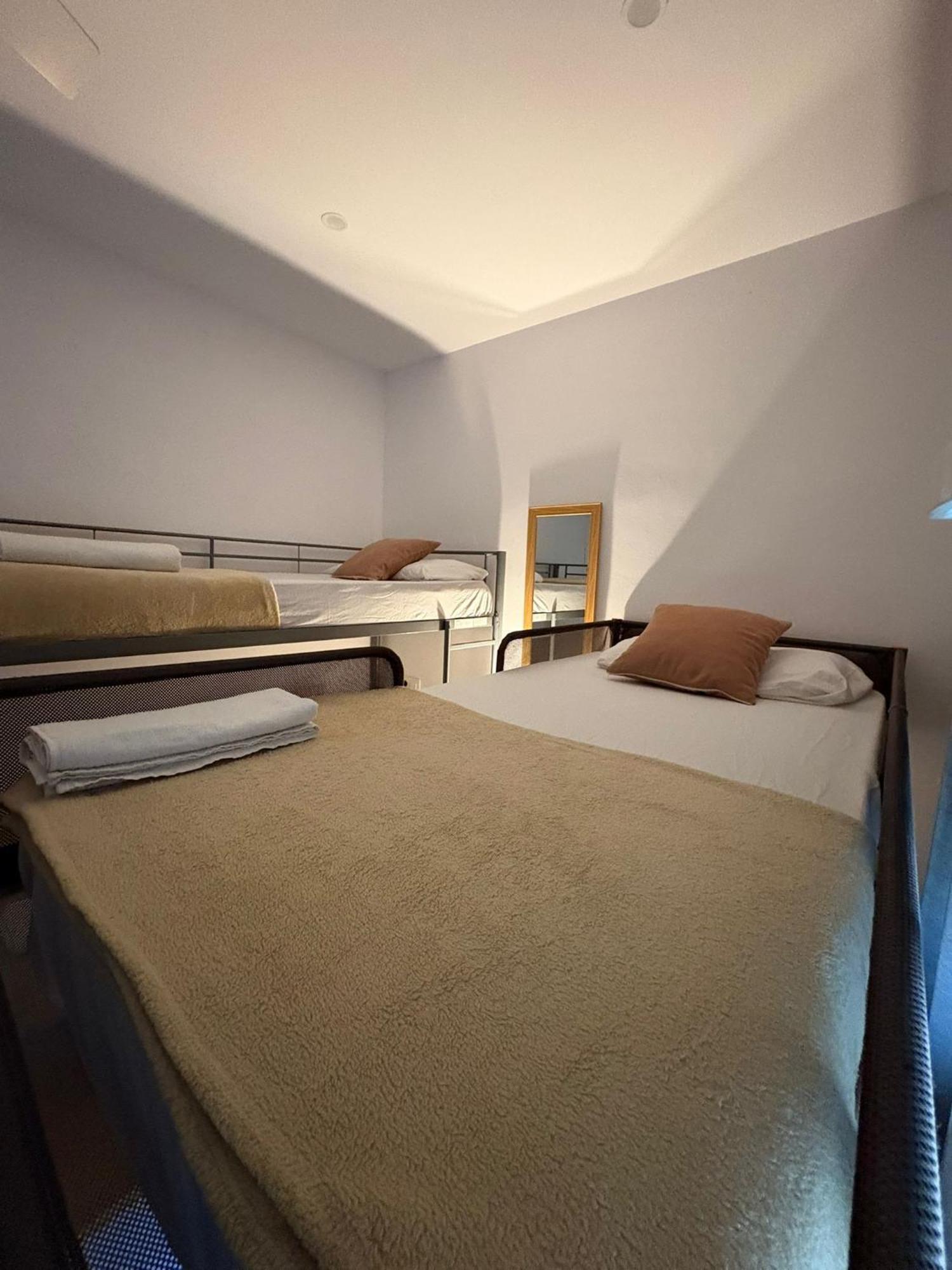Habitaciones En Barcelona Buitenkant foto